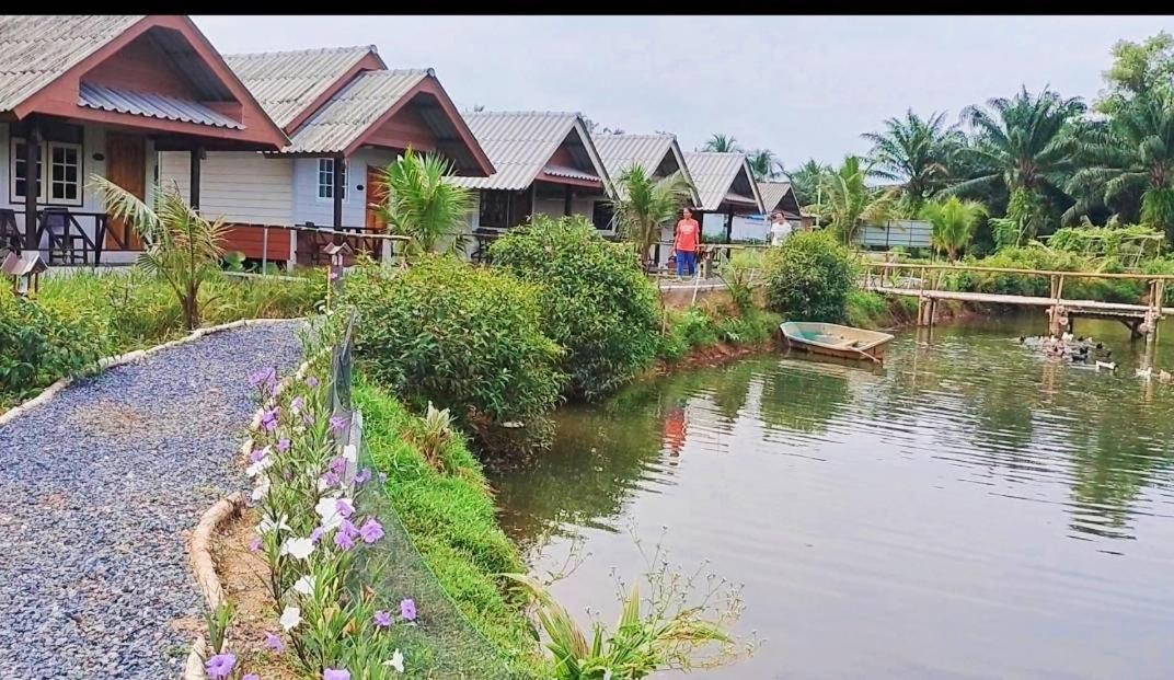 ปารมีฟาร์มสเตย์ Takuapa Exteriér fotografie